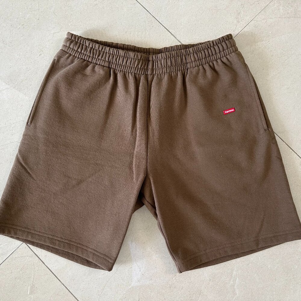 Supreme SS22 Small Box Sweatshort Olive Brown size Medium